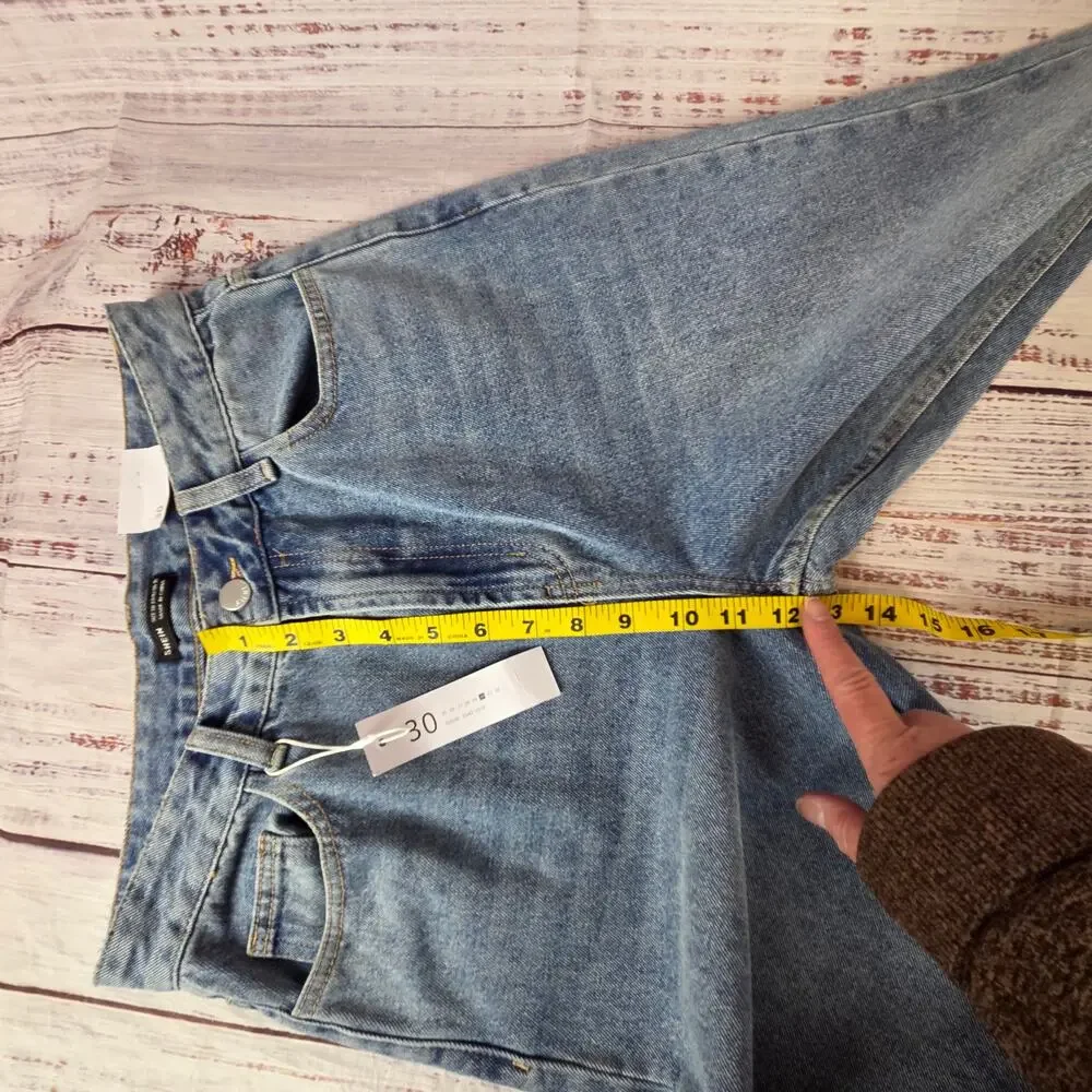 Womens High Rise Straight Leg Side Slit Jeans Sz 10 Edgy Trendy Modern City NWT